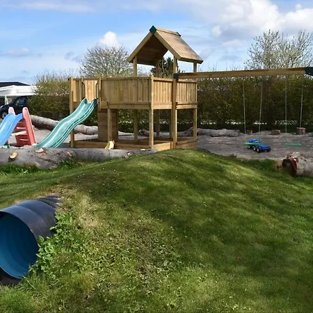 Byferie - Hyrdevej 83, 85k *
